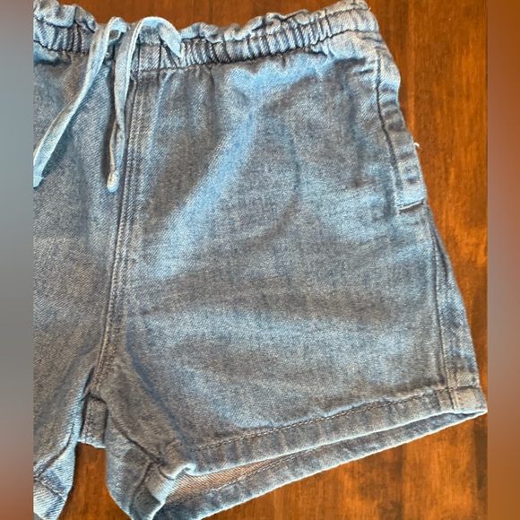 ⚓️Old Navy Toddler Jean Shorts Sz 4T - Picture 5 of 10